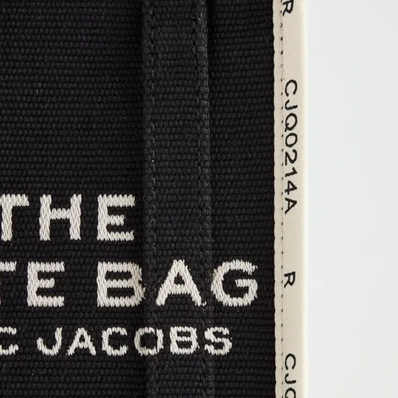 - Marc Jacobs Black Tote Bag ‼️NEW - Picture 5 of 16